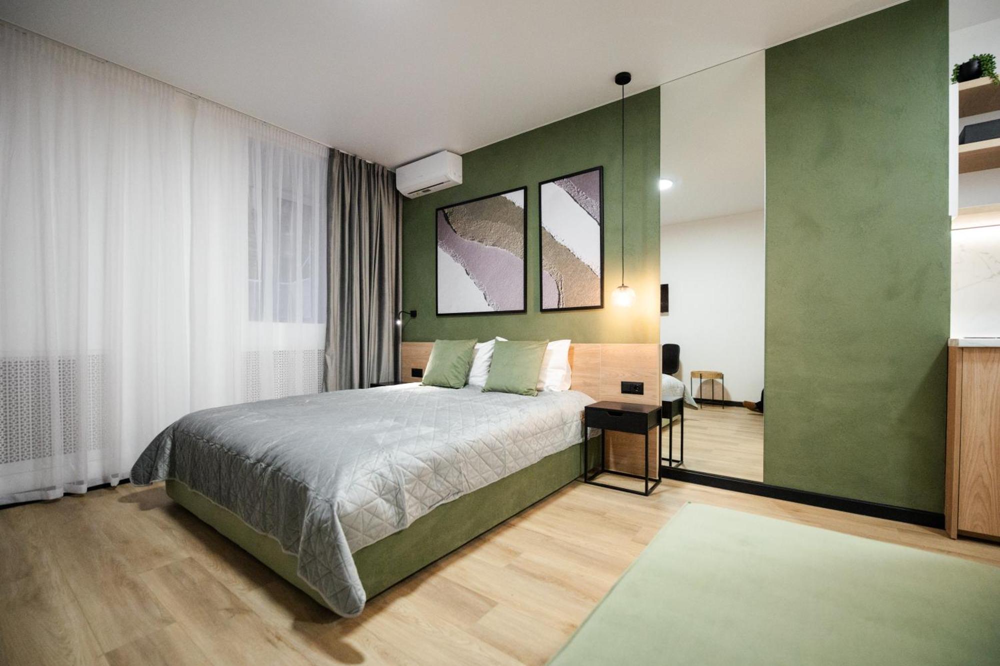 Apartment Myfreedom вул десятинна