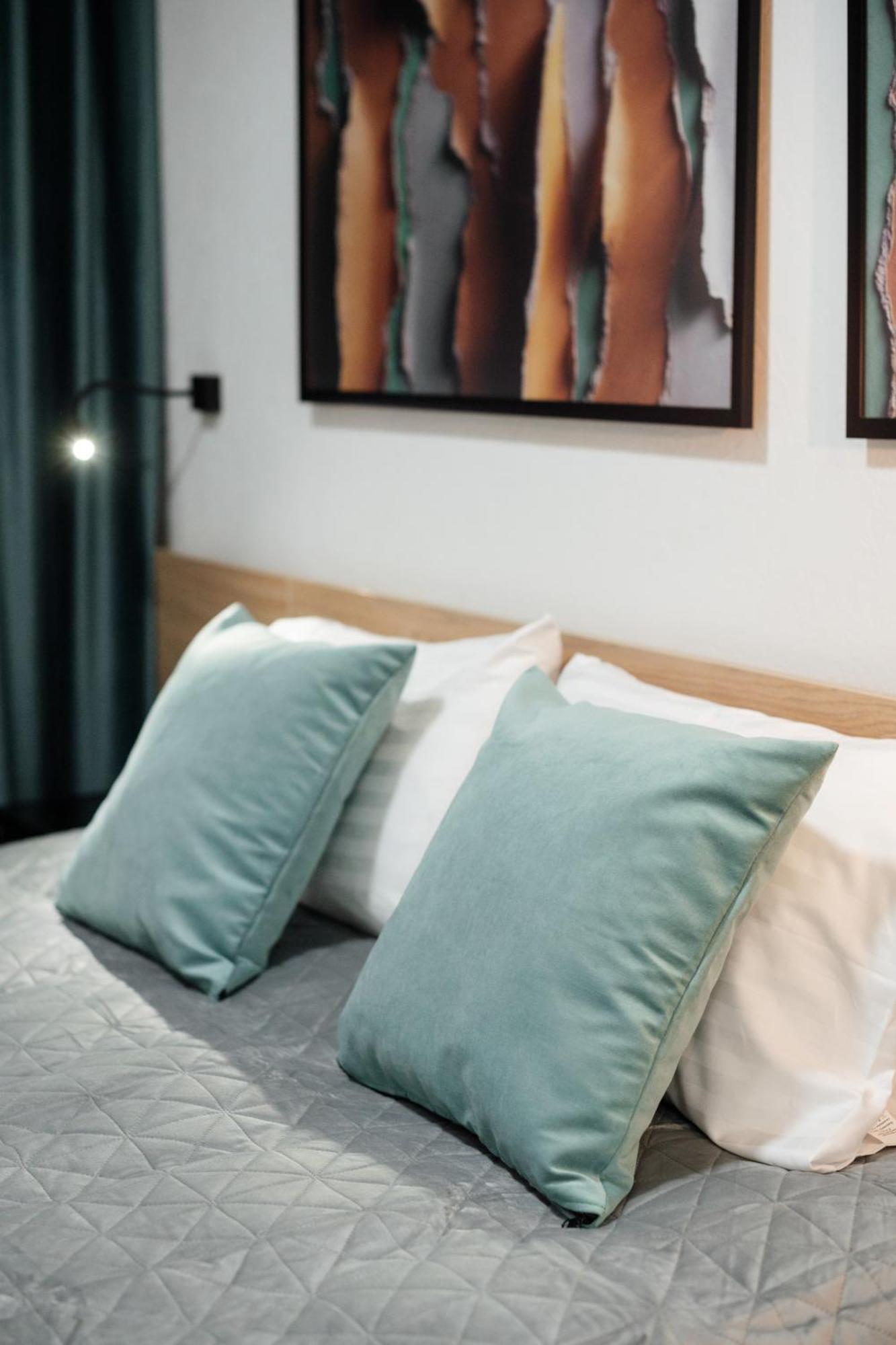 Apartment Myfreedom вул десятинна *
